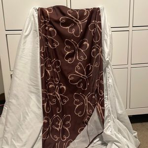 Brown Urban Outfitters skirt with a slit